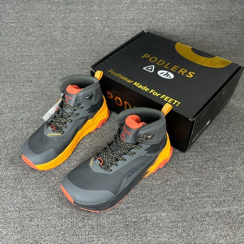Men Shoes Running Sale - أحذية رياضية للجري على الدروب موديل