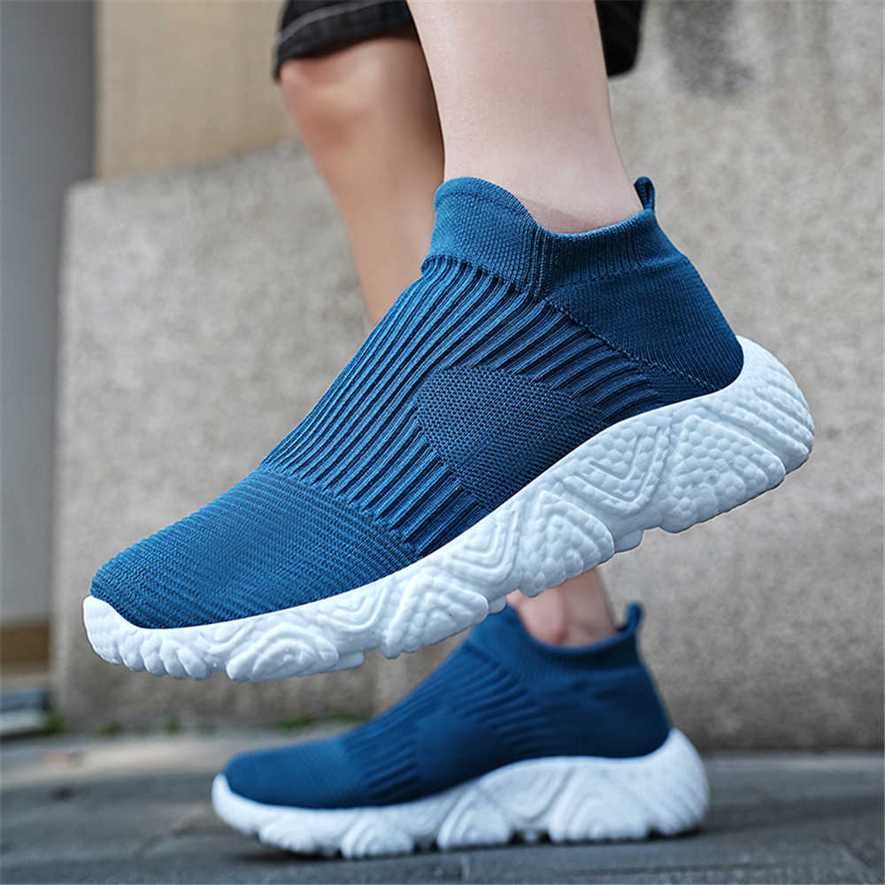 Men'S Shoes For Tennis - حذاء رياضي طويل للرجال مقاس 45