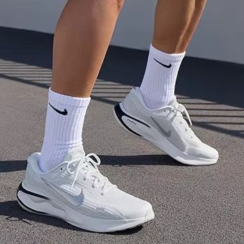 Men Shoes Size Nike - حذاء نايك FN0228-122 للرجال للجري باللون