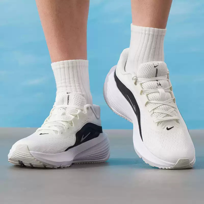 حذاء نايك داونشيفتر 14 للرجال  - مراجعة Men Shoes Size Nike وسعره