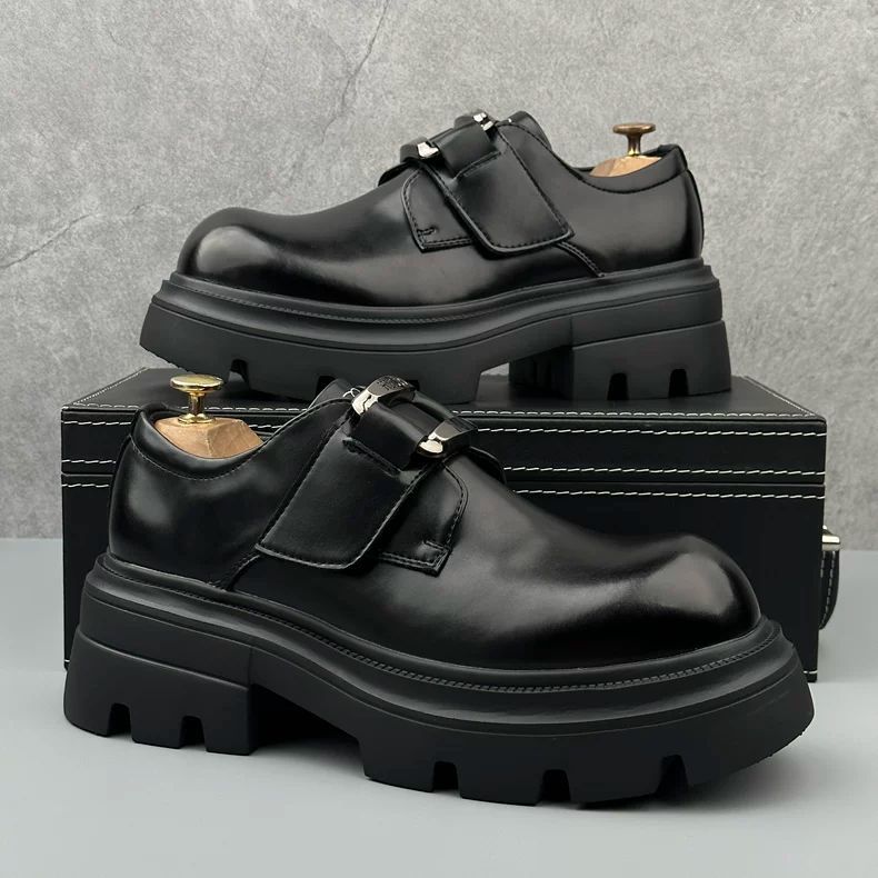 أحذية خريف 2024 للرجال على الط - مراجعة Men Shoes Prada وسعره