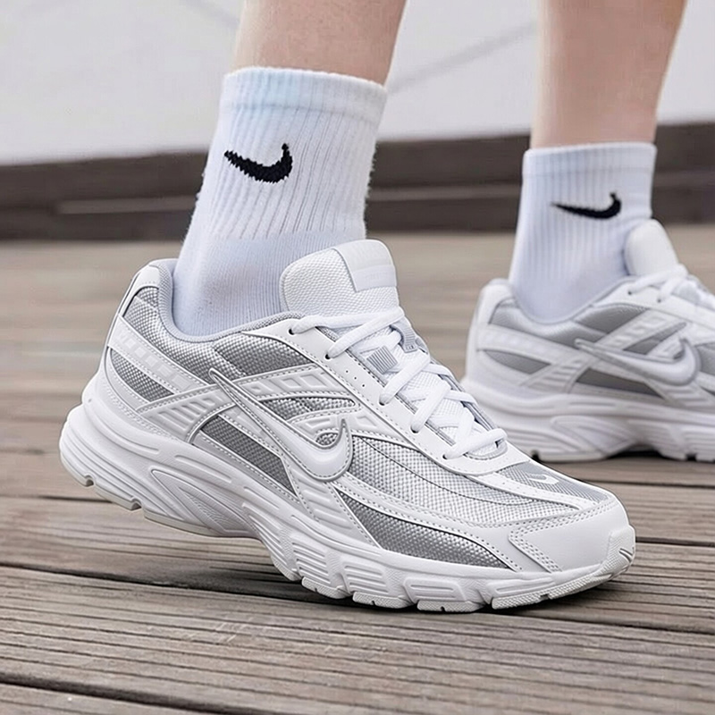 حذاء نايكي الرجالي الكاجوال 39 - مراجعة Men Shoes Size Nike وسعره