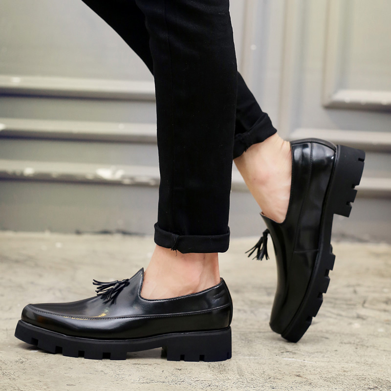 2021 الفاخرة العلامة التجارية  - مراجعة Men Shoes Prada وسعره