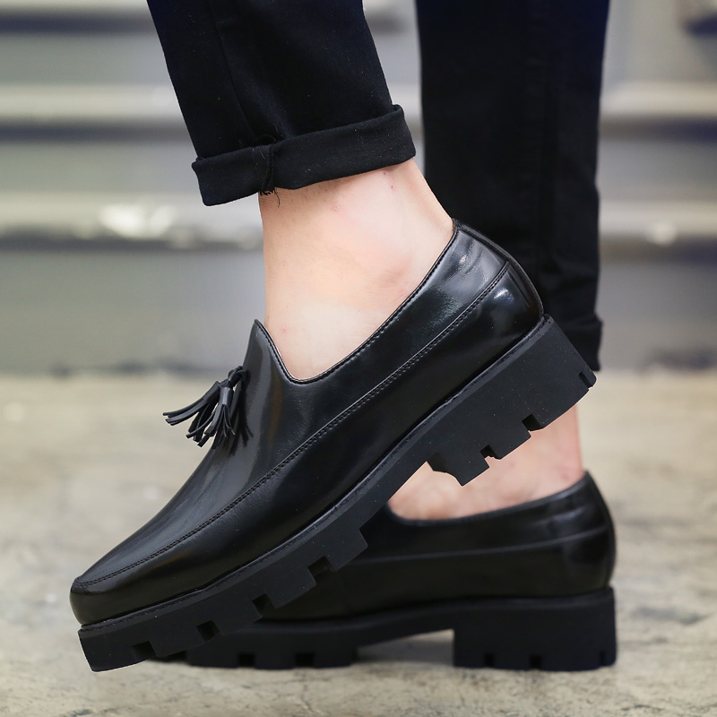2021 الفاخرة العلامة التجارية  - مراجعة Men Shoes Prada وسعره