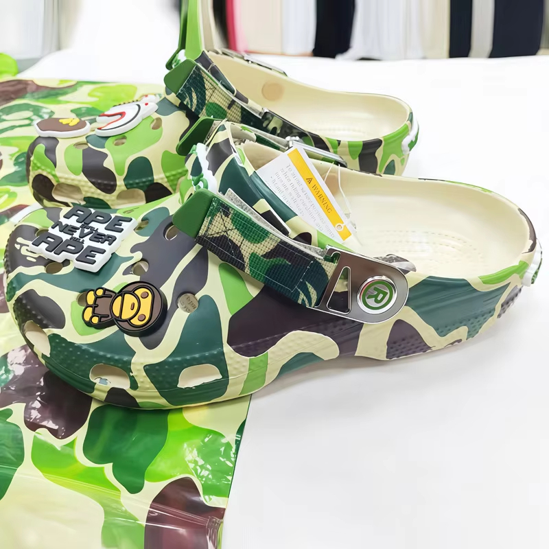 صنادل كرتونية بنمط التمويه للأ - مراجعة Men Shoes Japan وسعره