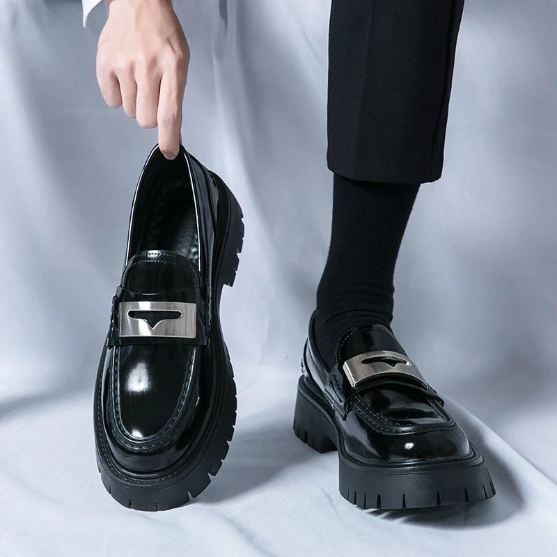 منصة جديدة للرجال فستان أحذية  - مراجعة Men Shoes Prada وسعره