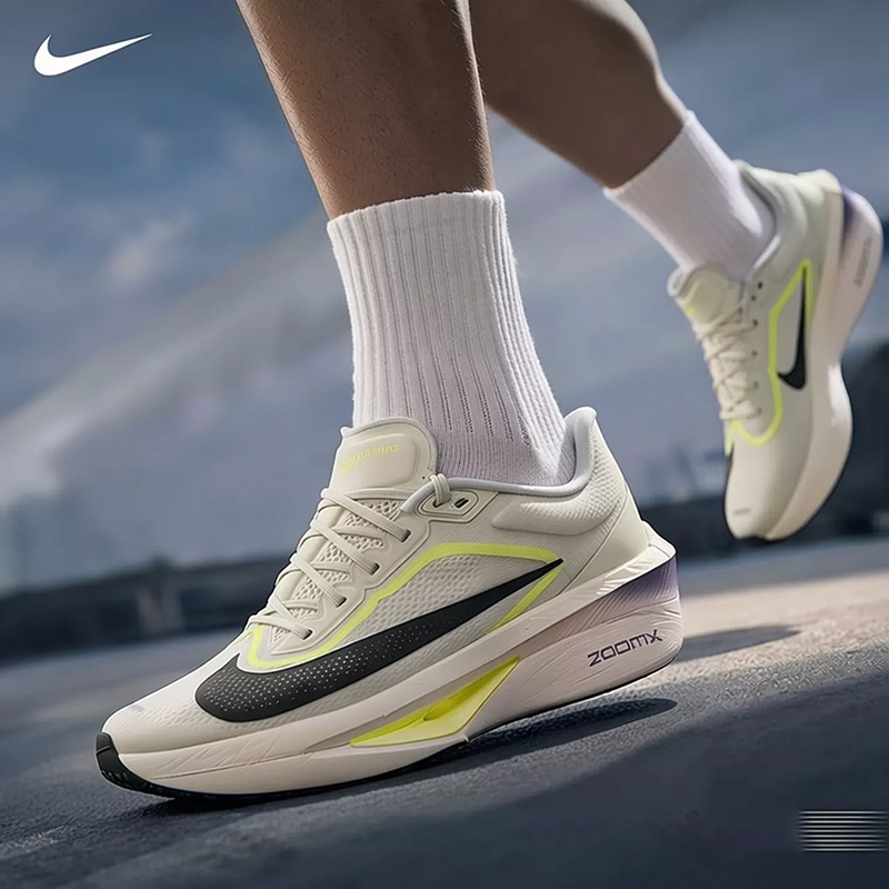 حذاء نايك للرجال للجري بلوحة ك - مراجعة Men Shoes Size Nike وسعره